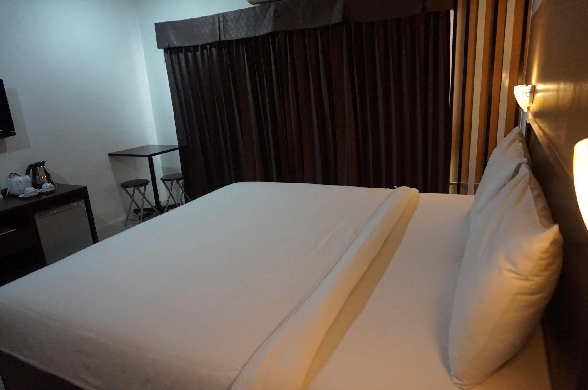 Mukdaview Hotel Mukdahan Zewnętrze zdjęcie