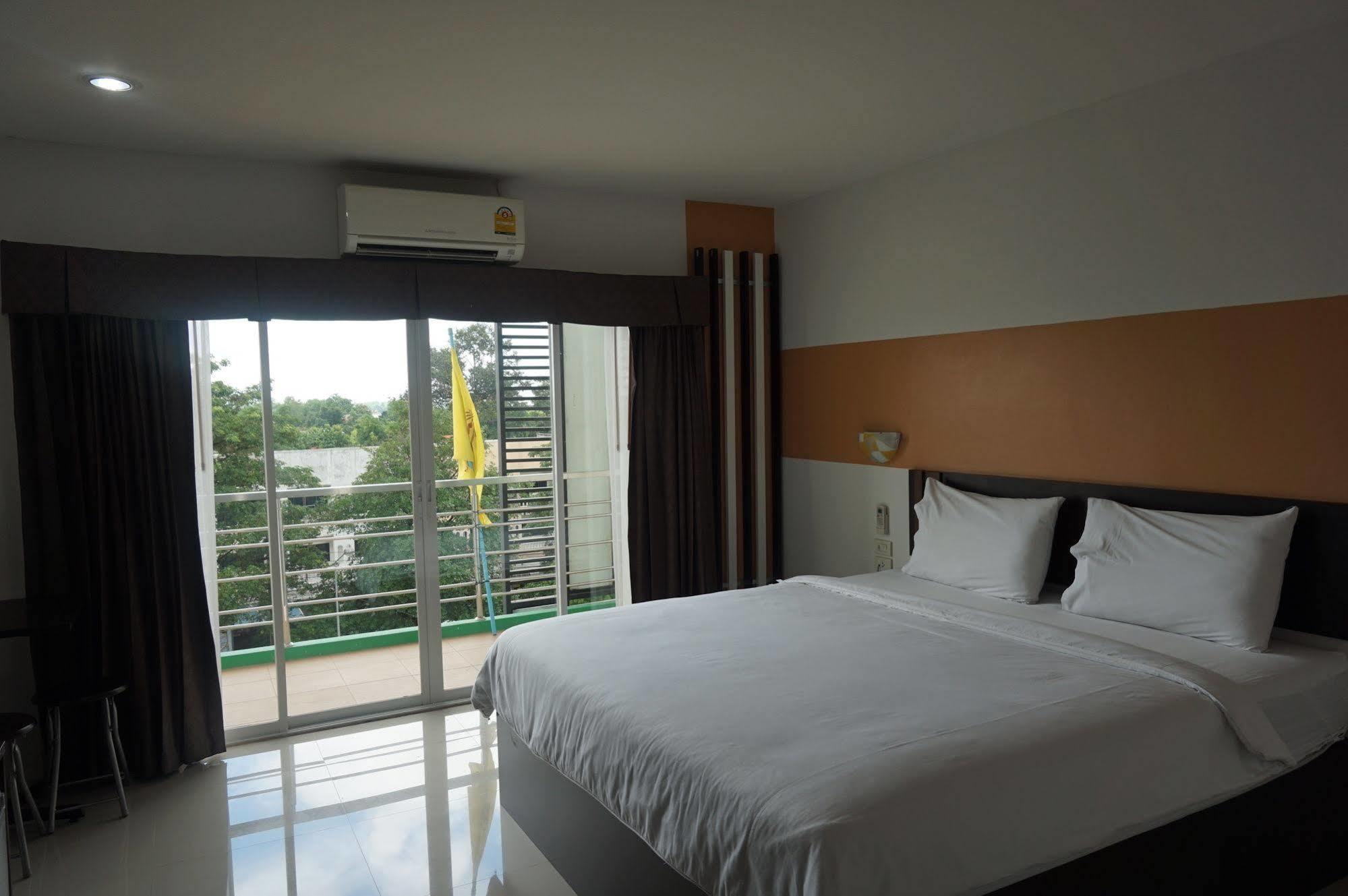 Mukdaview Hotel Mukdahan Zewnętrze zdjęcie